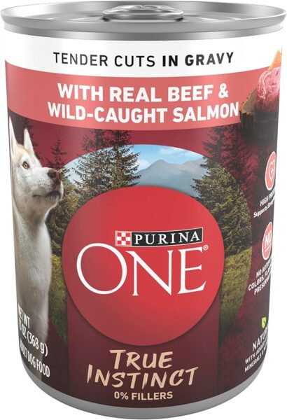 Can of Purina ONE True Instinct Tender Cuts in Gravy with Real Beef & Wild-Caught Salmon, a high-protein wet dog food with 0% fillers